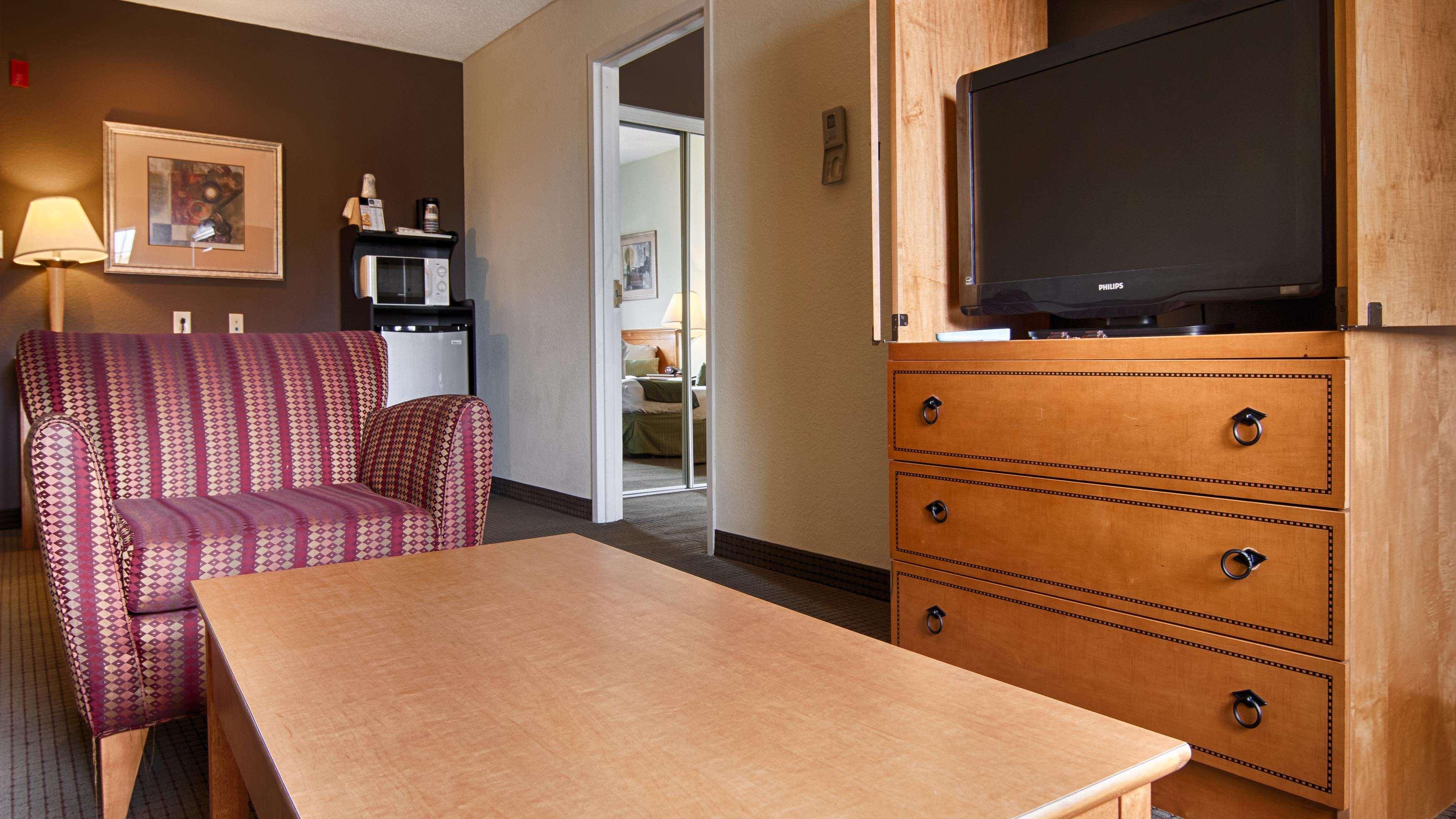 Best Western Plus Newport News Ngoại thất bức ảnh